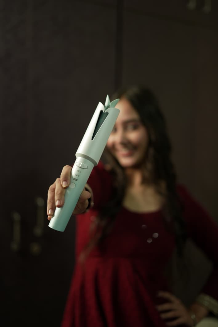 OWNAIR Hair Curler – Effortless, Smooth, Salon-Style Curls at Home.